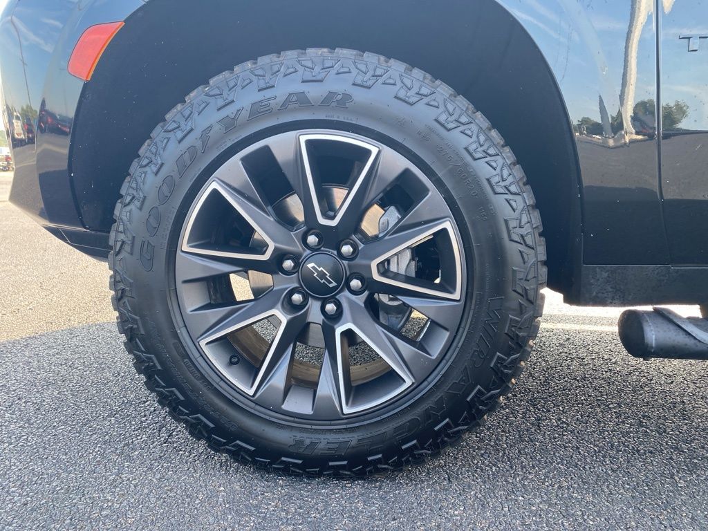2021 Chevrolet Tahoe Z71 photo 35