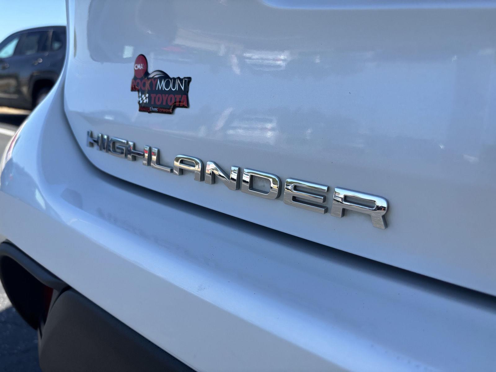 2022 Toyota Highlander Hybrid XLE photo 40