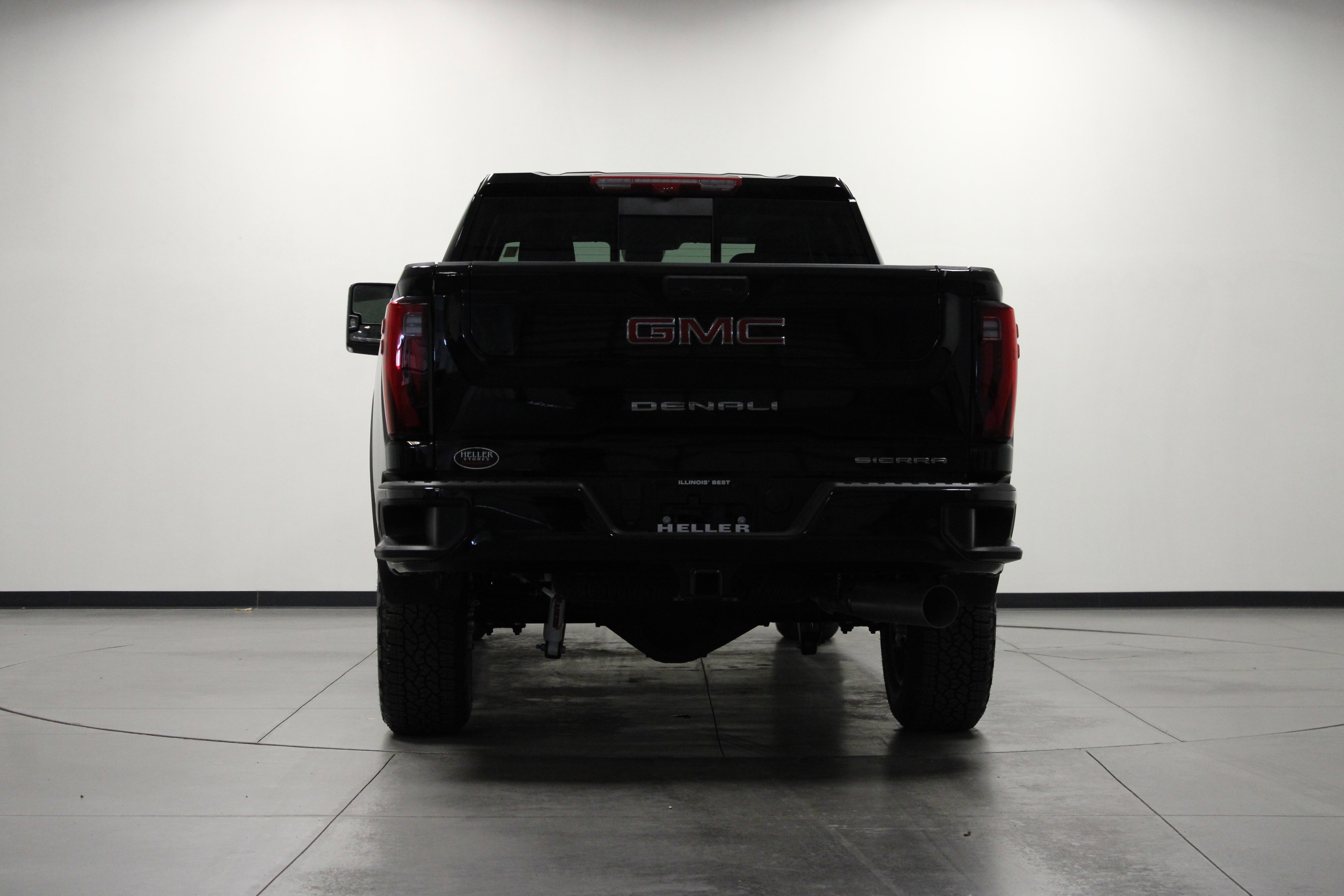 2026 Gmc Sierra 2500 HD Denali photo 4