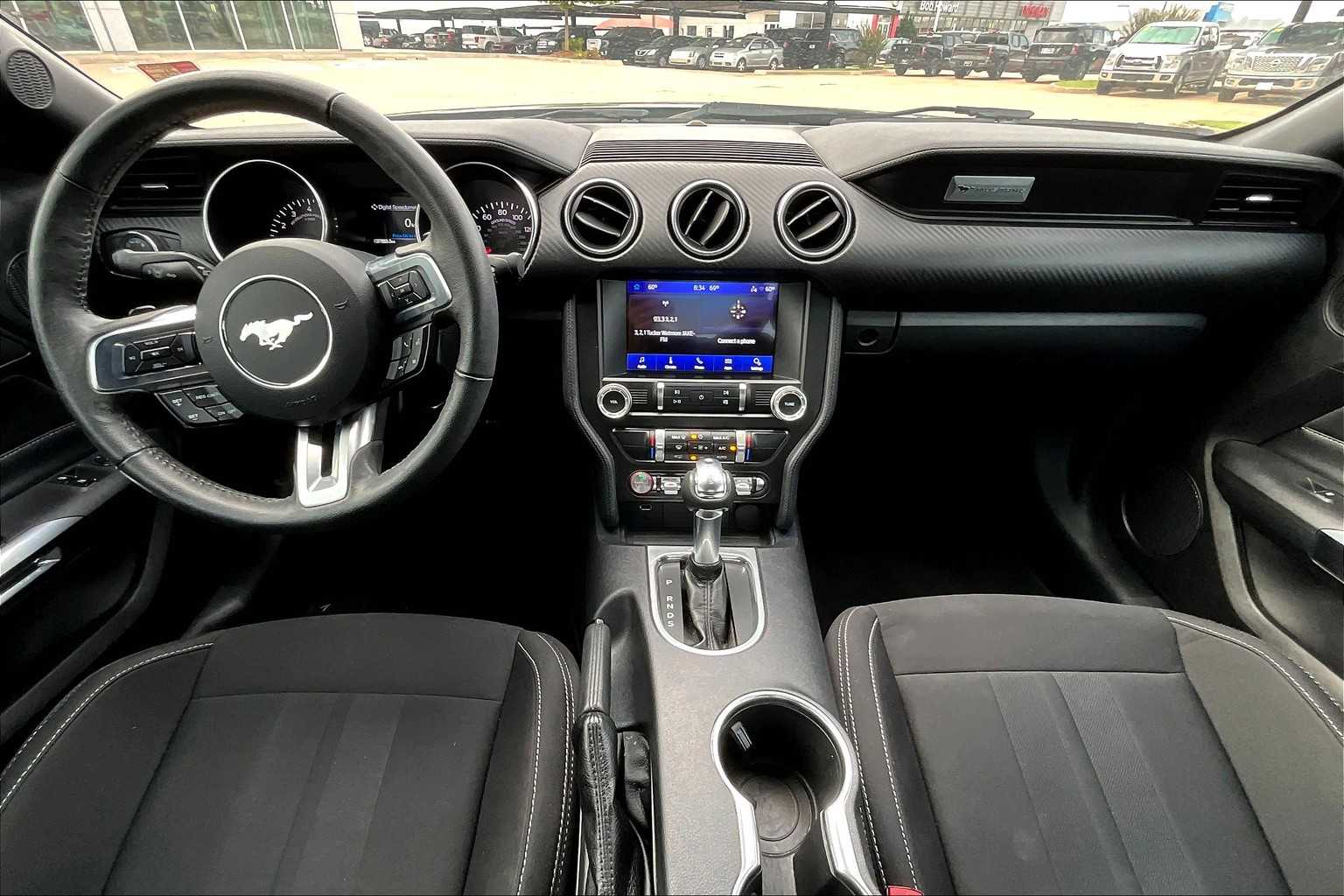 2021 Ford Mustang EcoBoost photo 14
