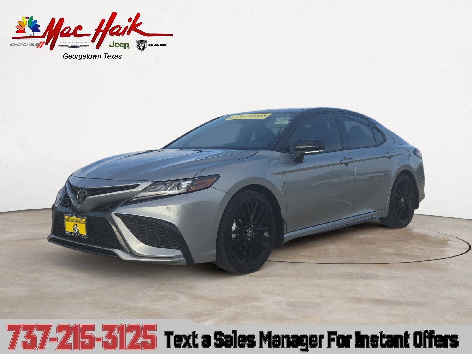 2024 Toyota Camry XSE's photo