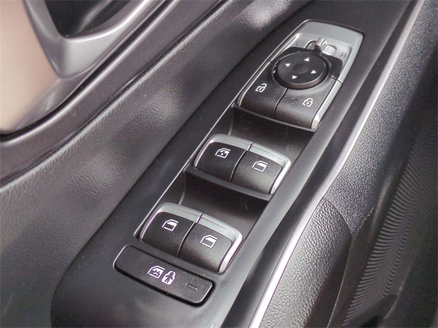 2023 Kia Sorento S photo 22