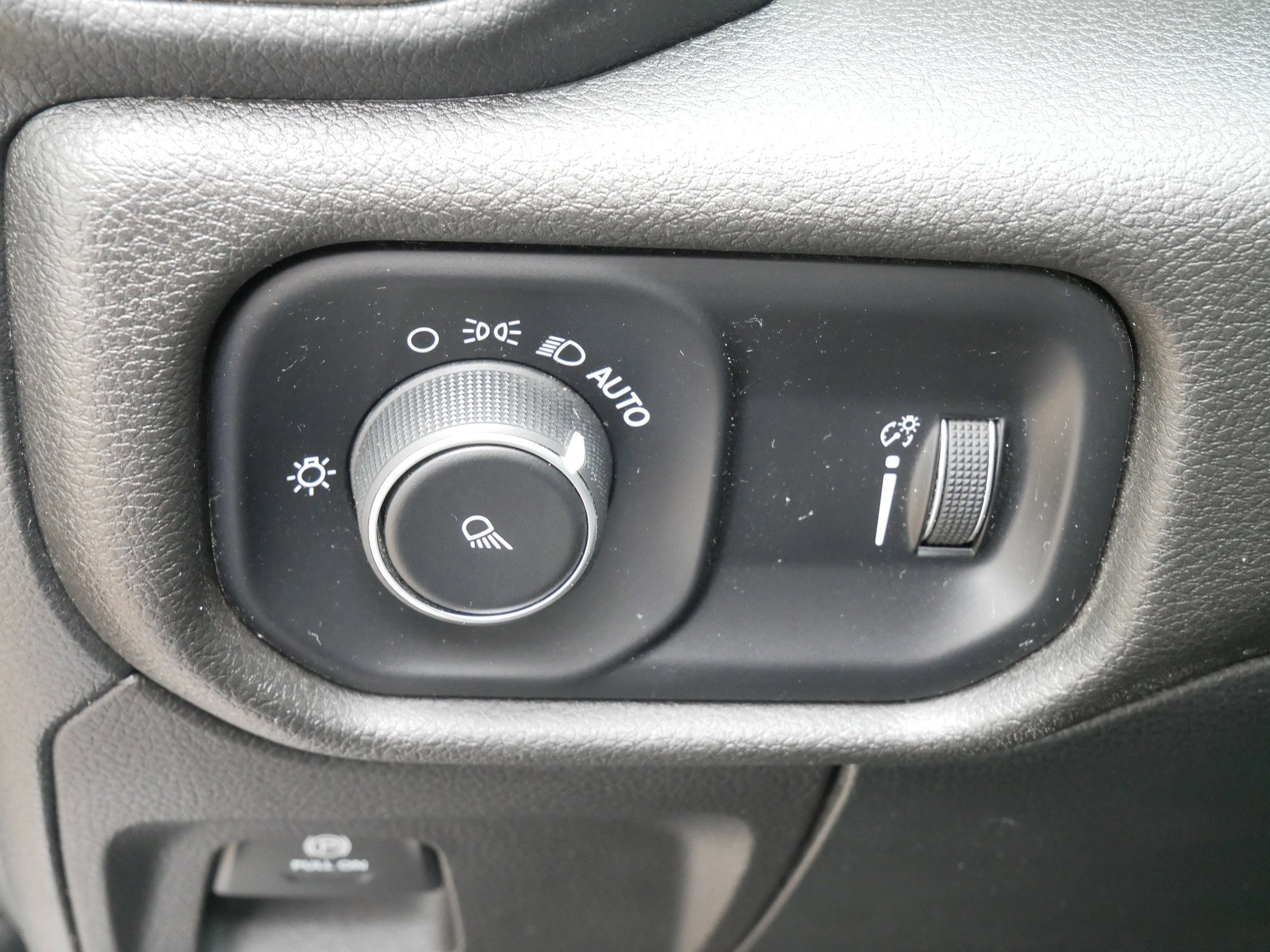 2022 Ram 1500 Tradesman photo 19