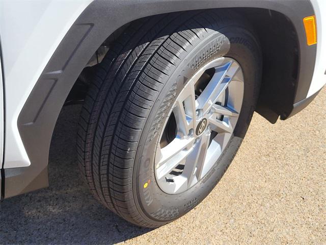 2026 Hyundai Tucson SE photo 4