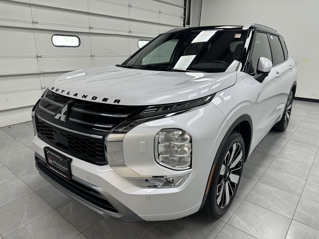 2025 Mitsubishi Outlander SEL S-AWC photo 2