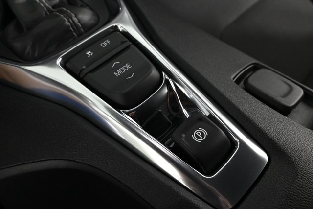 2020 Chevrolet Camaro 1LS photo 22