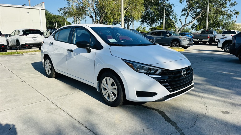 2025 Nissan Versa Sedan