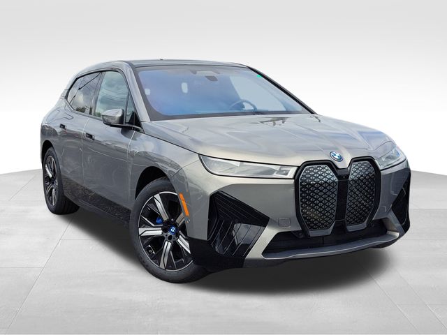 Used 2024 Gray Metallic BMW xDrive50 image 1