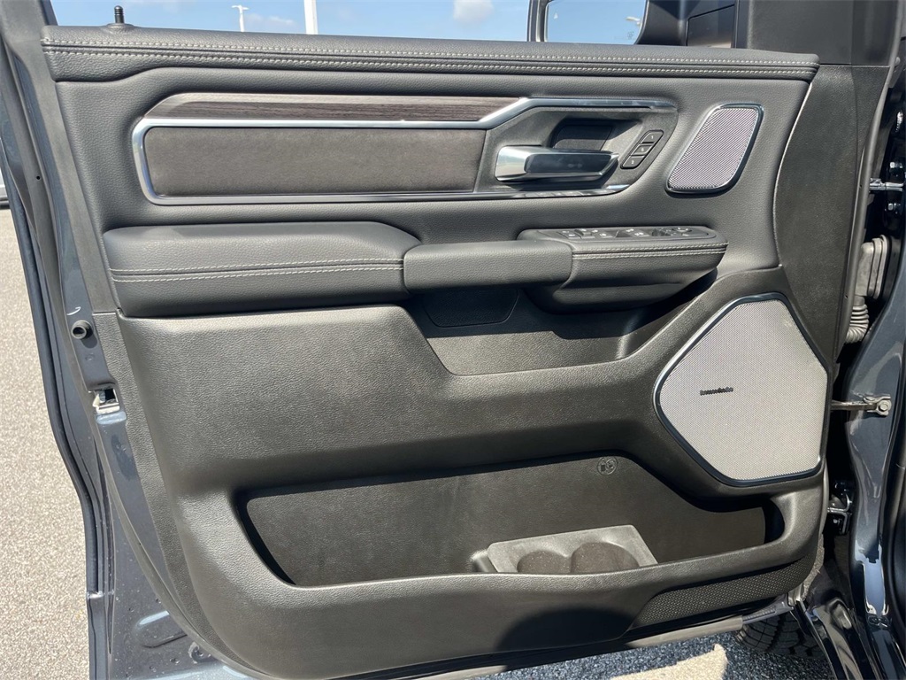 2026 Ram 1500 Laramie photo 10