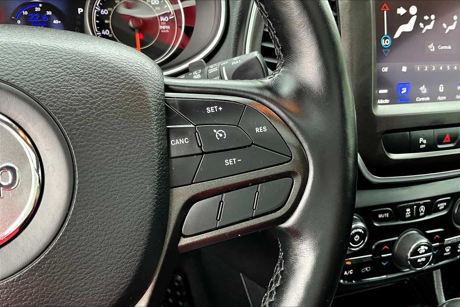 2021 Jeep Cherokee Trailhawk photo 22