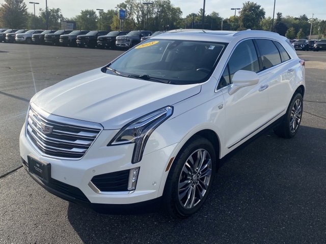 2018 Cadillac XT5 Premium Luxury photo 3