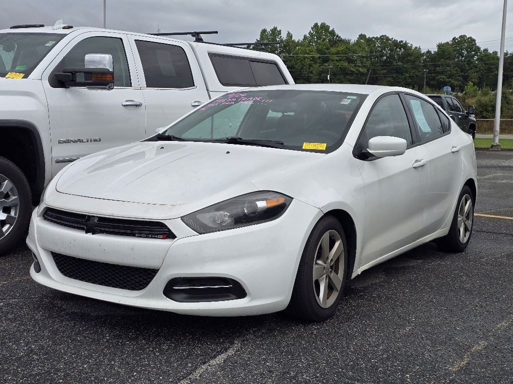 2016 Dodge Dart SXT photo 2