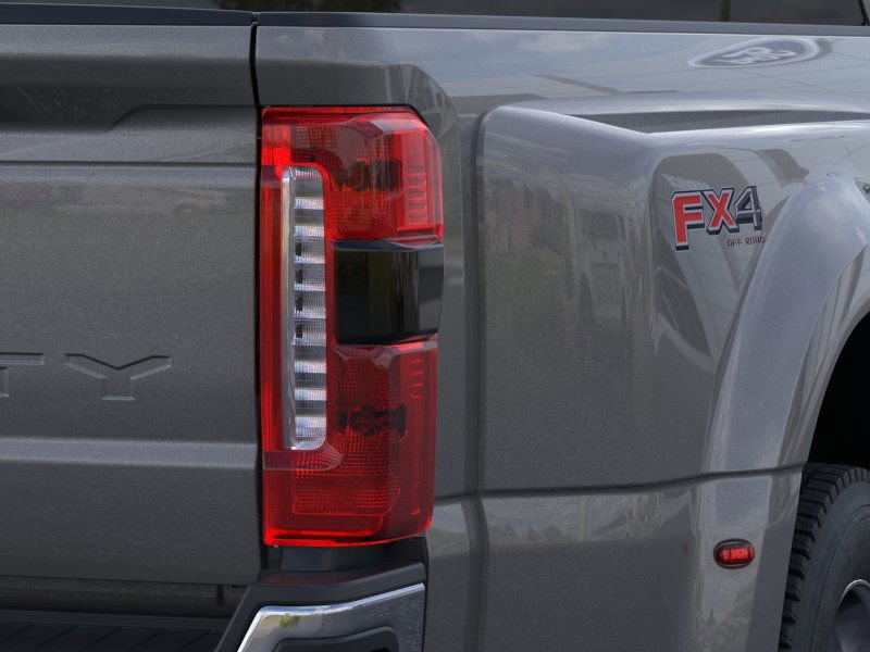 2026 Ford F-450 photo 21