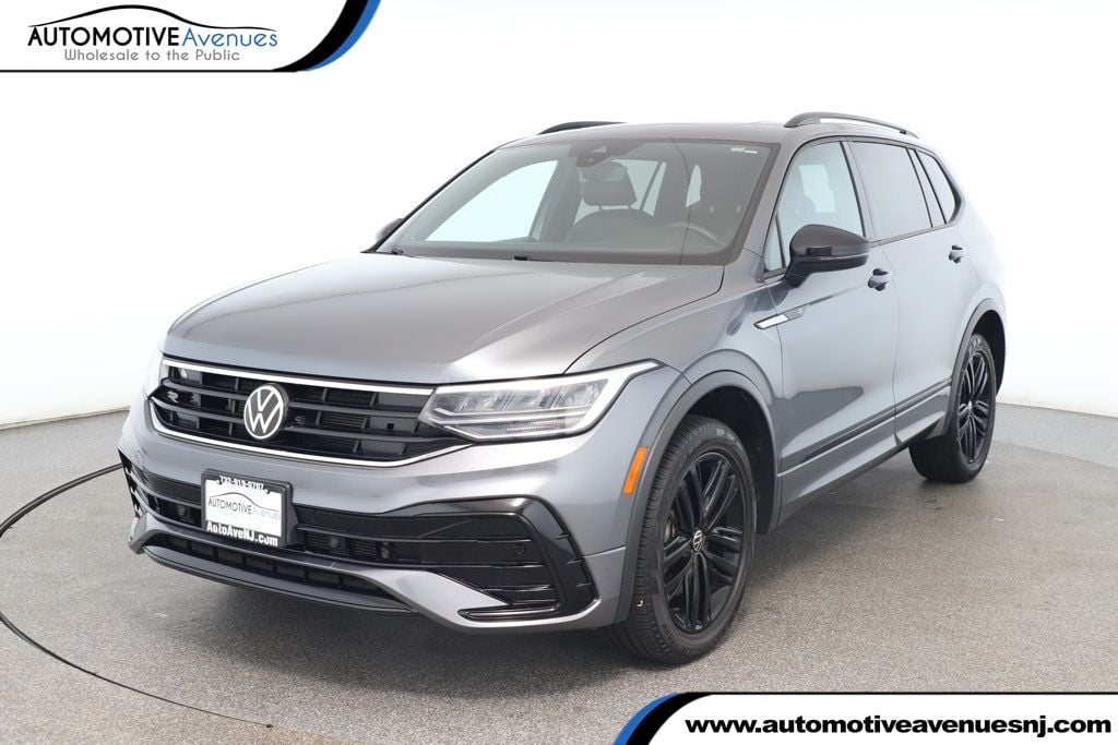 2022 Volkswagen Tiguan SE R-LINE BLACK