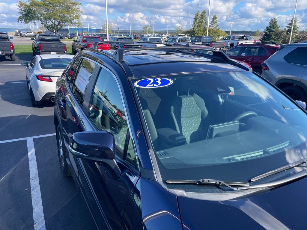 2023 Toyota RAV4 XLE photo 16