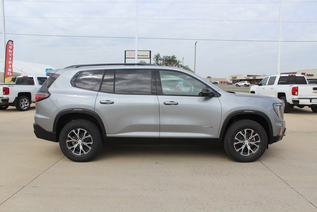 2026 Gmc Acadia AT4 photo 2