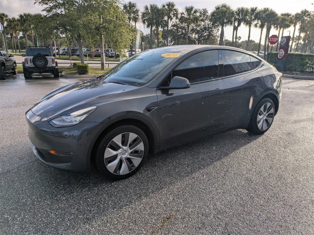 2023 Tesla Model Y Long Range photo 7