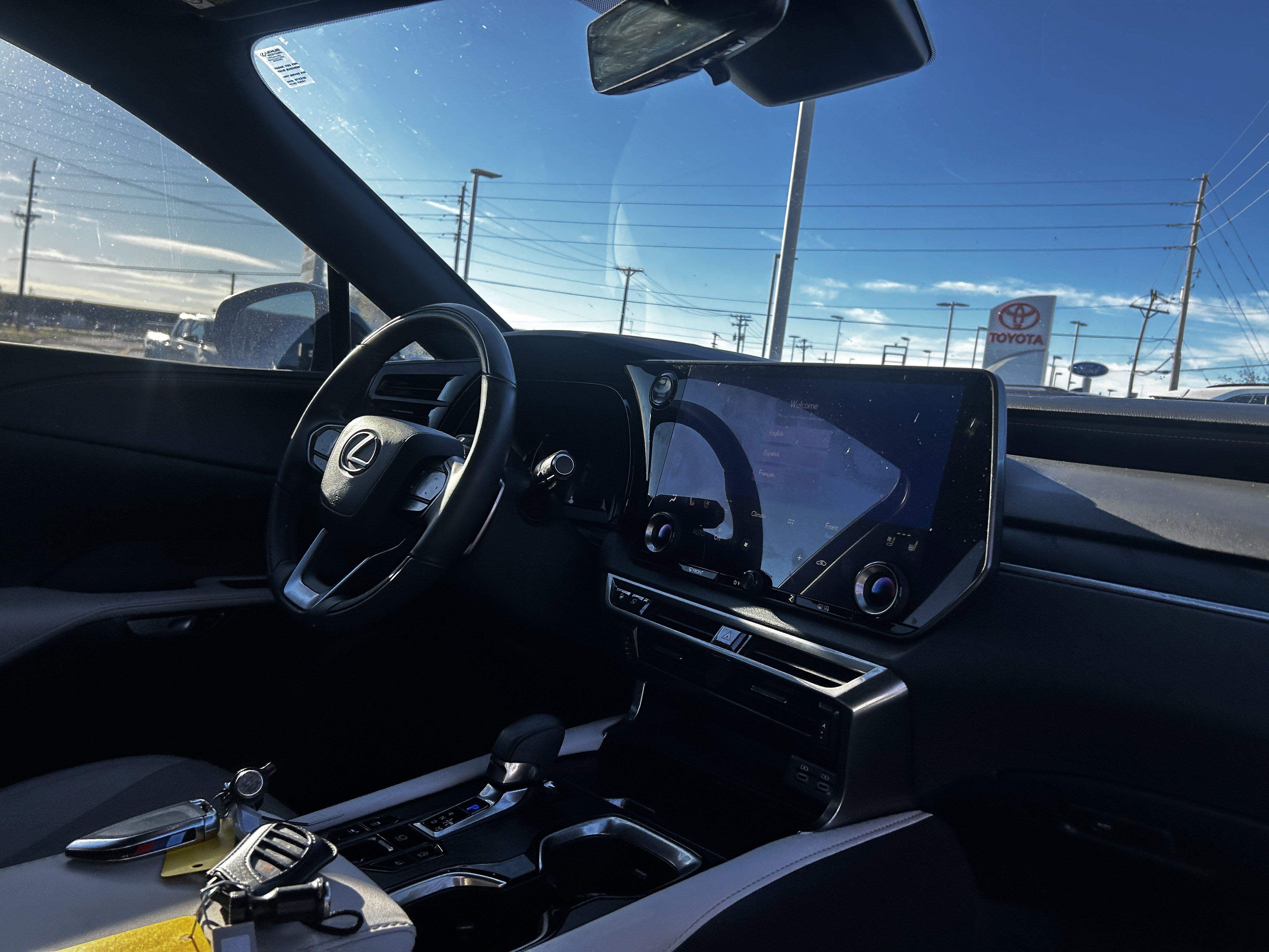 2024 Lexus RX 350 photo 2