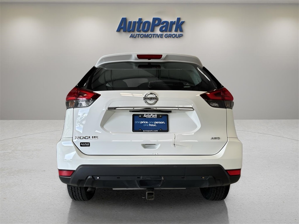 2017 Nissan Rogue S photo 5