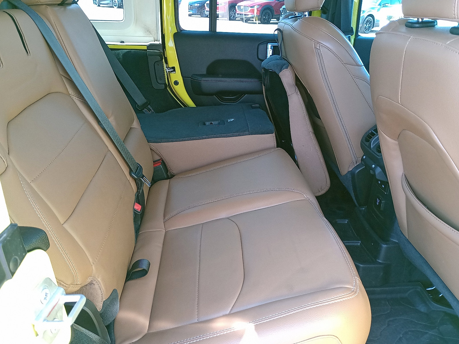 2022 Jeep Wrangler 4xe Unlimited Sahara photo 8