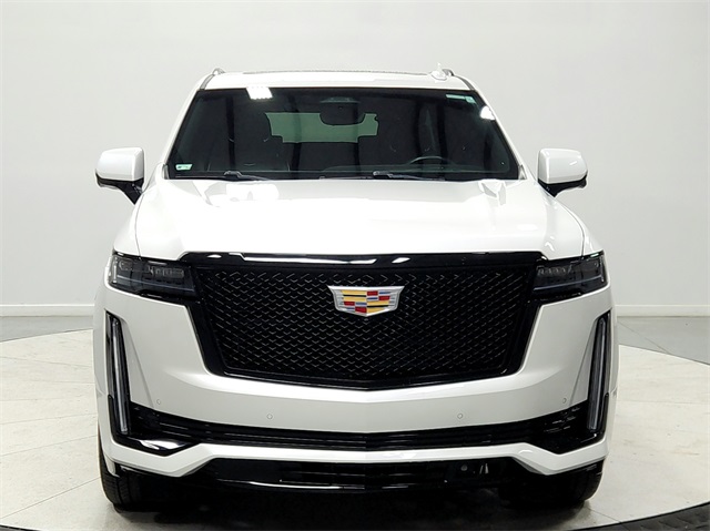 2022 Cadillac Escalade ESV Sport photo 2