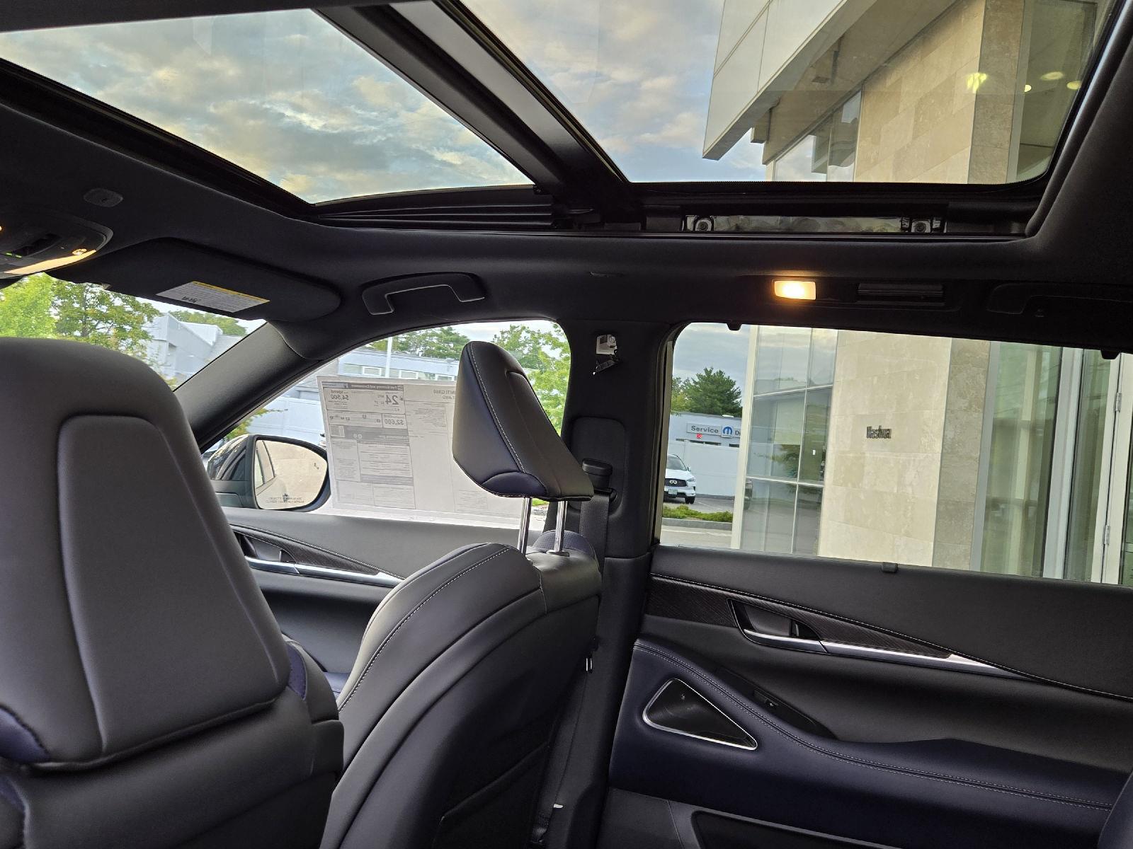 2026 Infiniti QX60 Luxe photo 11