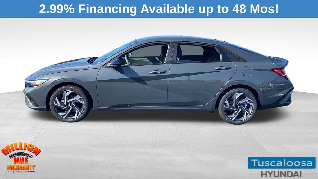 2025 Hyundai Elantra SEL Sport photo 4