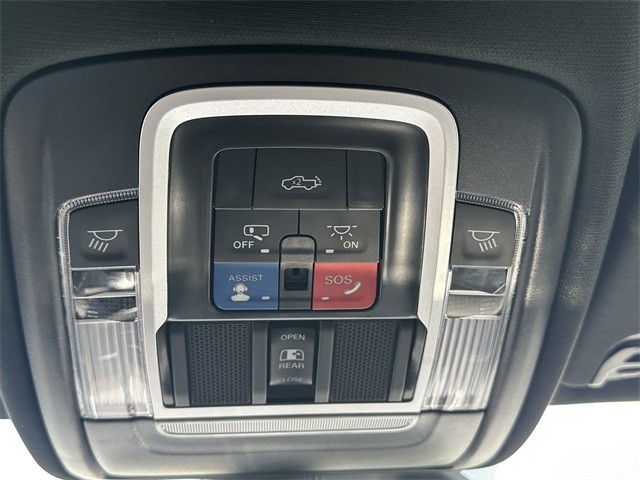 2025 Ram 1500 Laramie photo 29