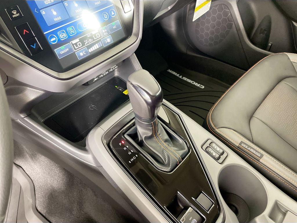 2025 Subaru Crosstrek Limited photo 16