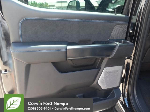 New 2025 Agate Black Metallic Ford Platinum image 28