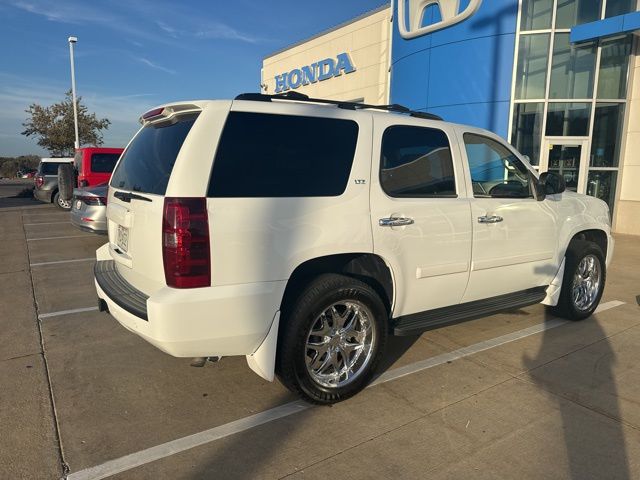 2008 Chevrolet Tahoe LTZ photo 4