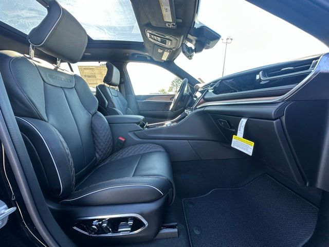 2025 Jeep Grand Cherokee Summit Reserve photo 27