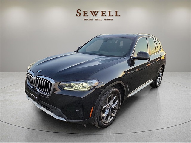 2023 BMW X3 30i's photo