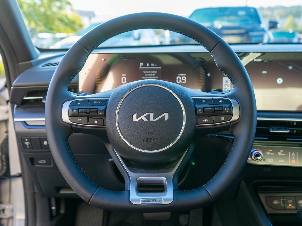 2026 Kia K5 GT-Line photo 15