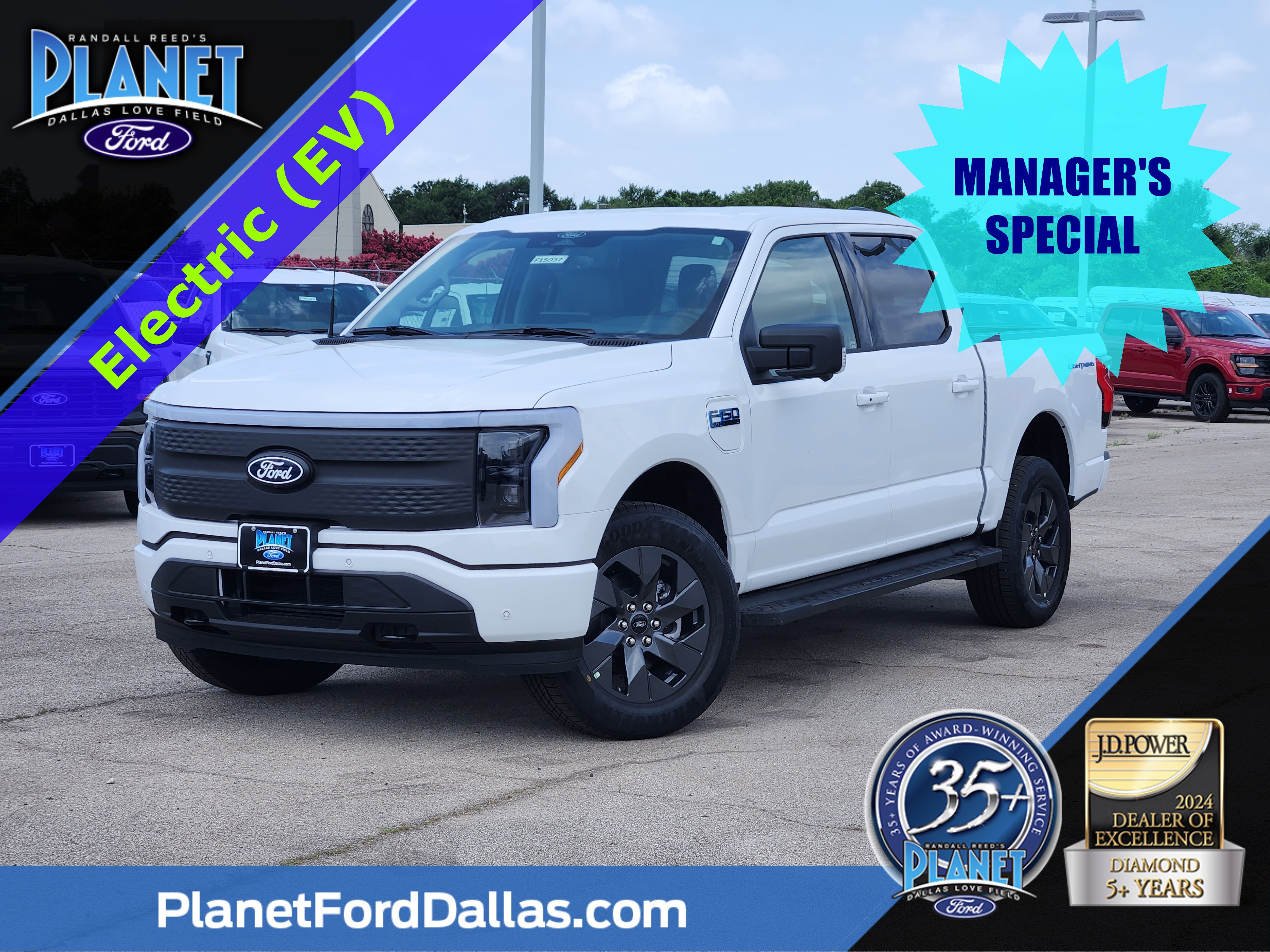 2025 Ford F-150 Lightning Flash's photo