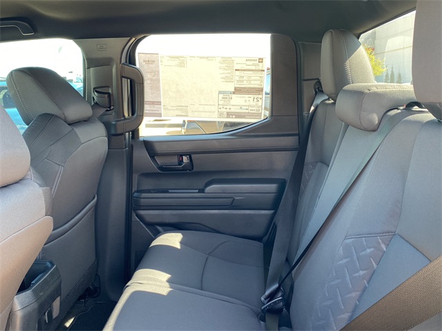 2025 Toyota Tacoma SR5 4x4 Double Cab photo 24