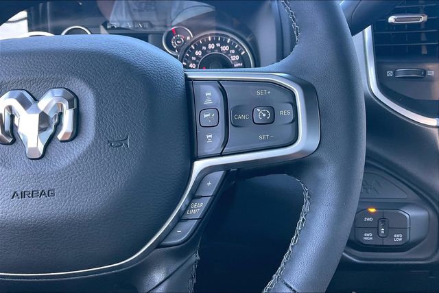 2025 Ram 2500 Big Horn photo 15
