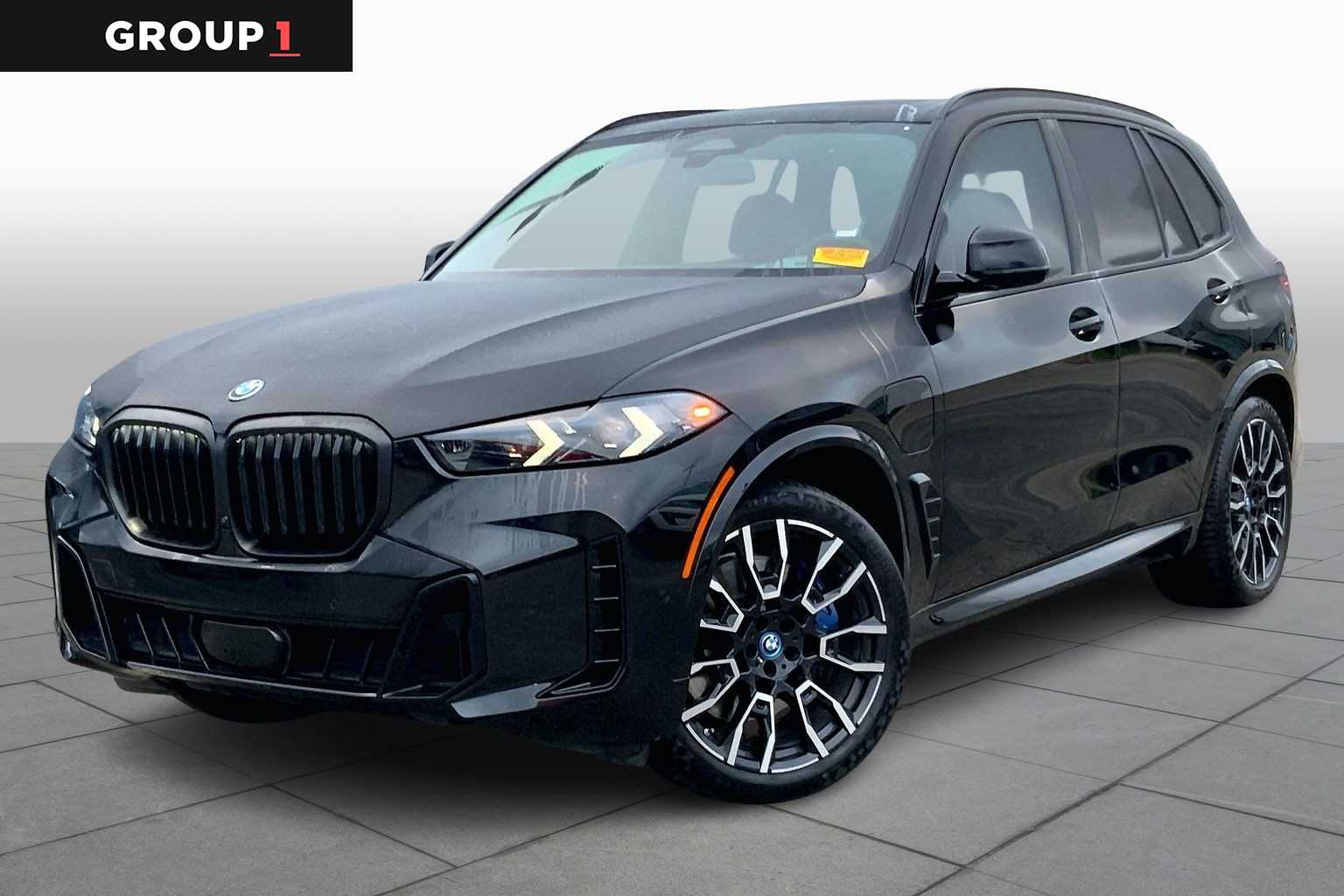 2025 BMW X5 50e's photo