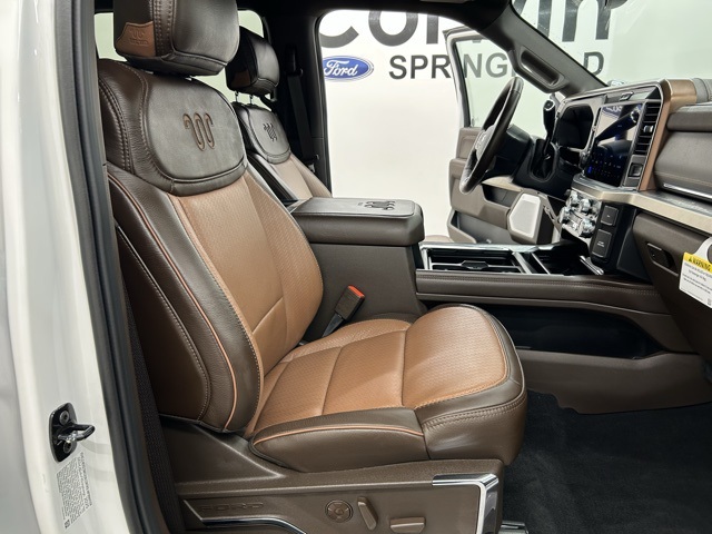 2025 Ford F-350 King Ranch photo 34