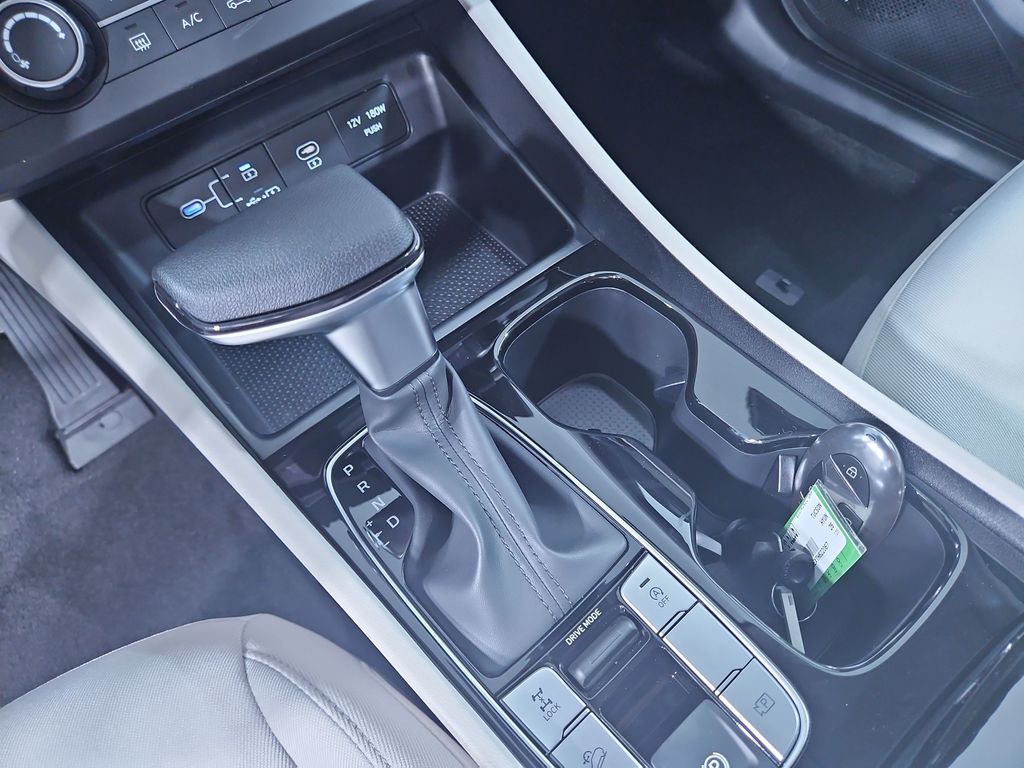 2026 Hyundai Tucson SE photo 21