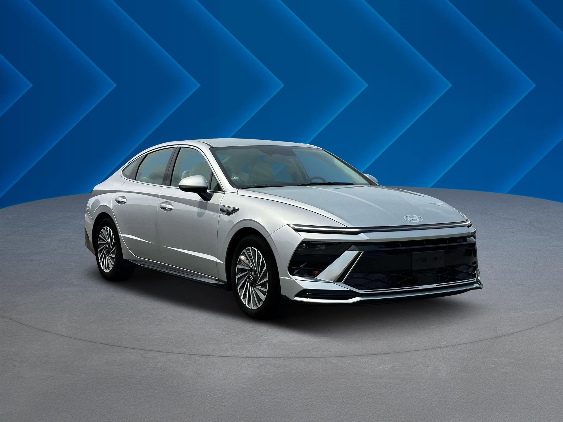 2025 Hyundai Sonata Hybrid Limited photo 2