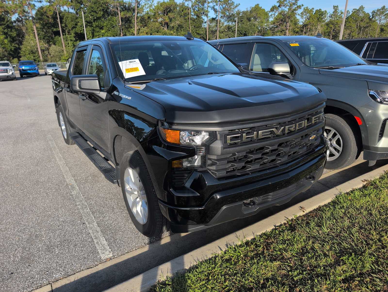 2024 Chevrolet Silverado 1500 Custom's photo