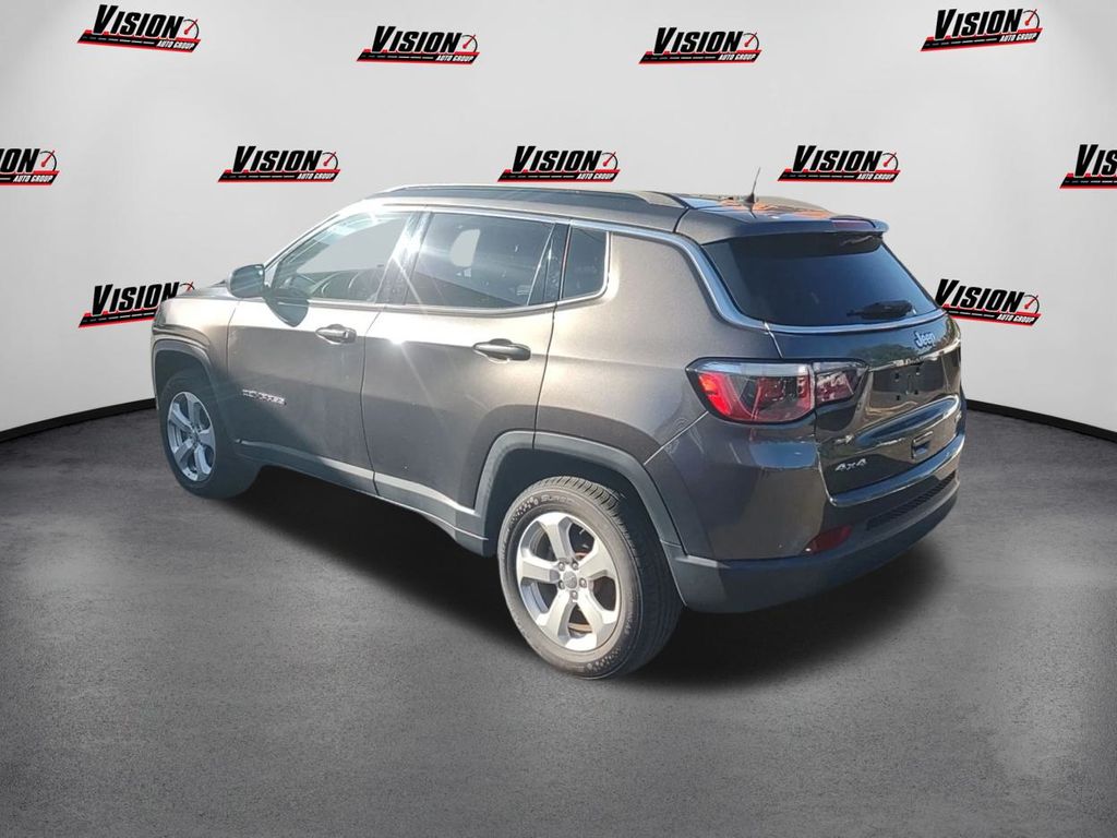 2018 Jeep Compass Latitude photo 6