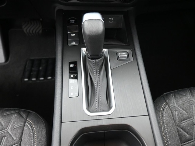 2026 Nissan Kicks SV photo 4