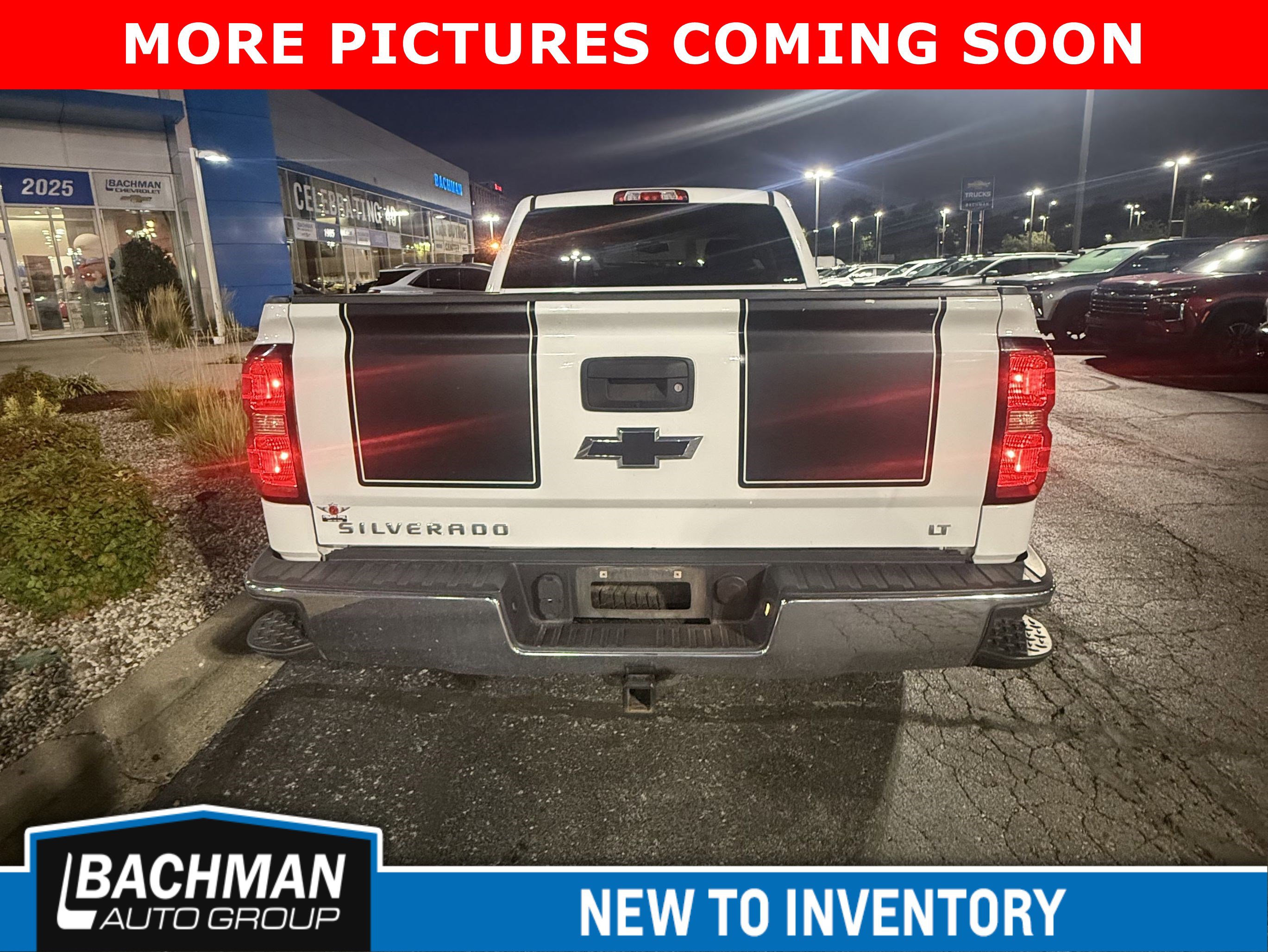2015 Chevrolet Silverado 1500 LT photo 2