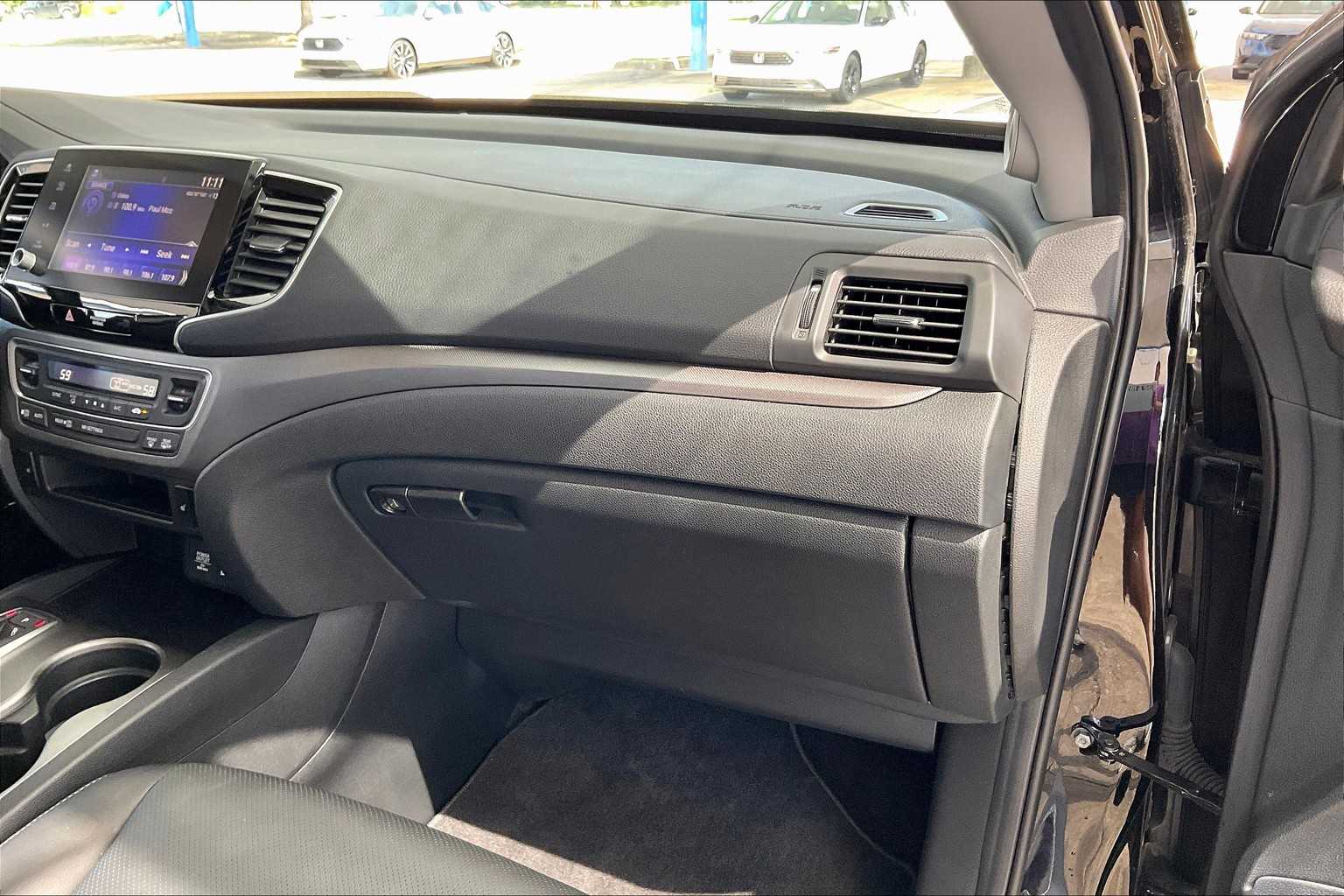 2023 Honda Ridgeline RTL photo 18