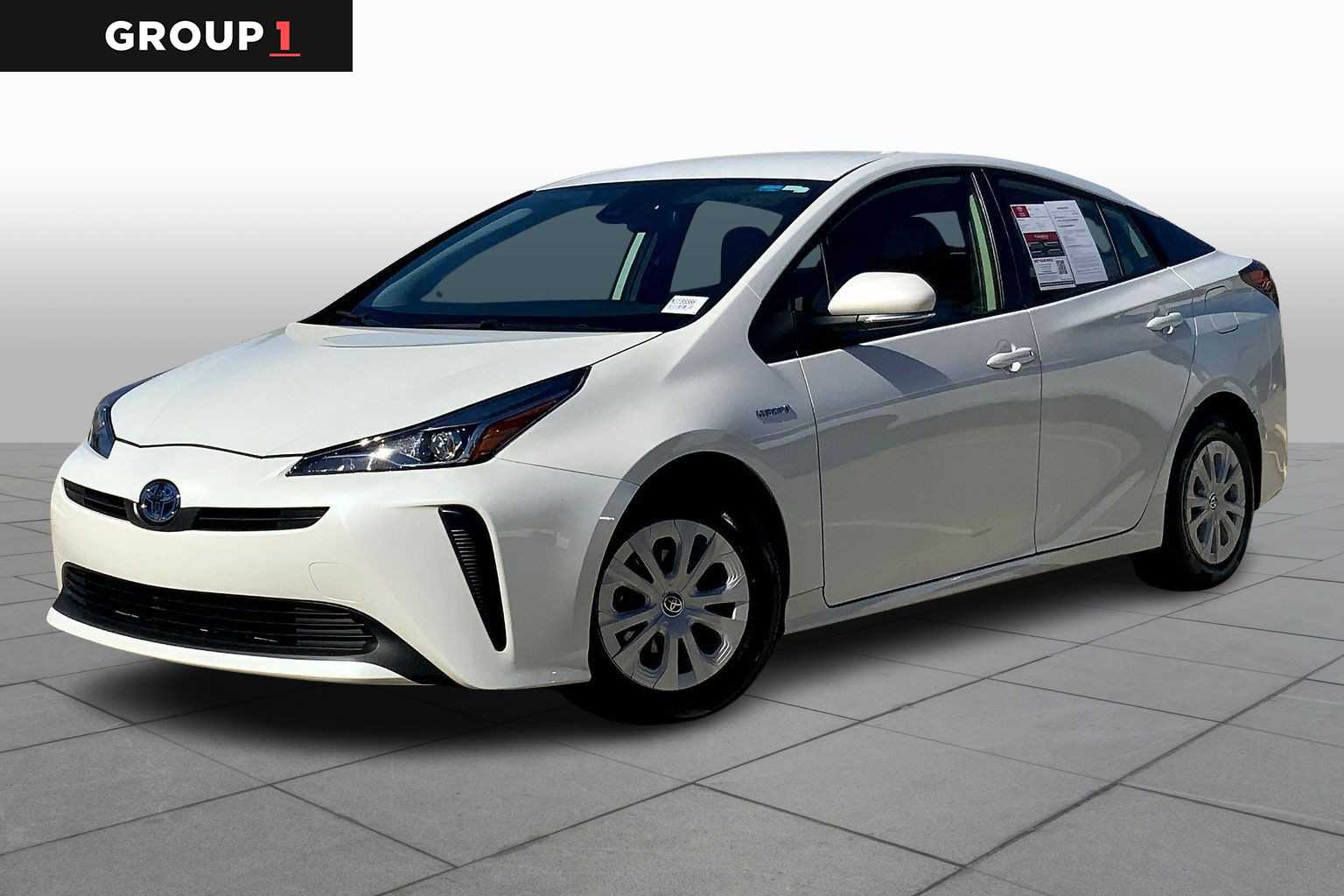 2022 Toyota Prius L Eco