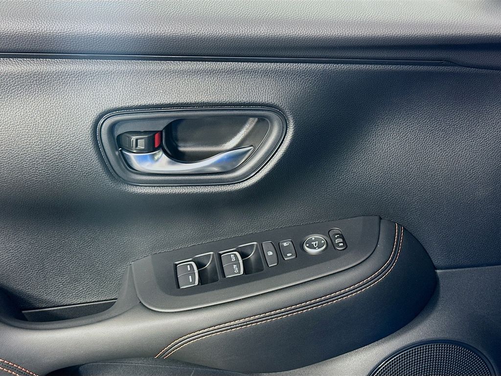 2026 Honda HR-V Sport photo 18