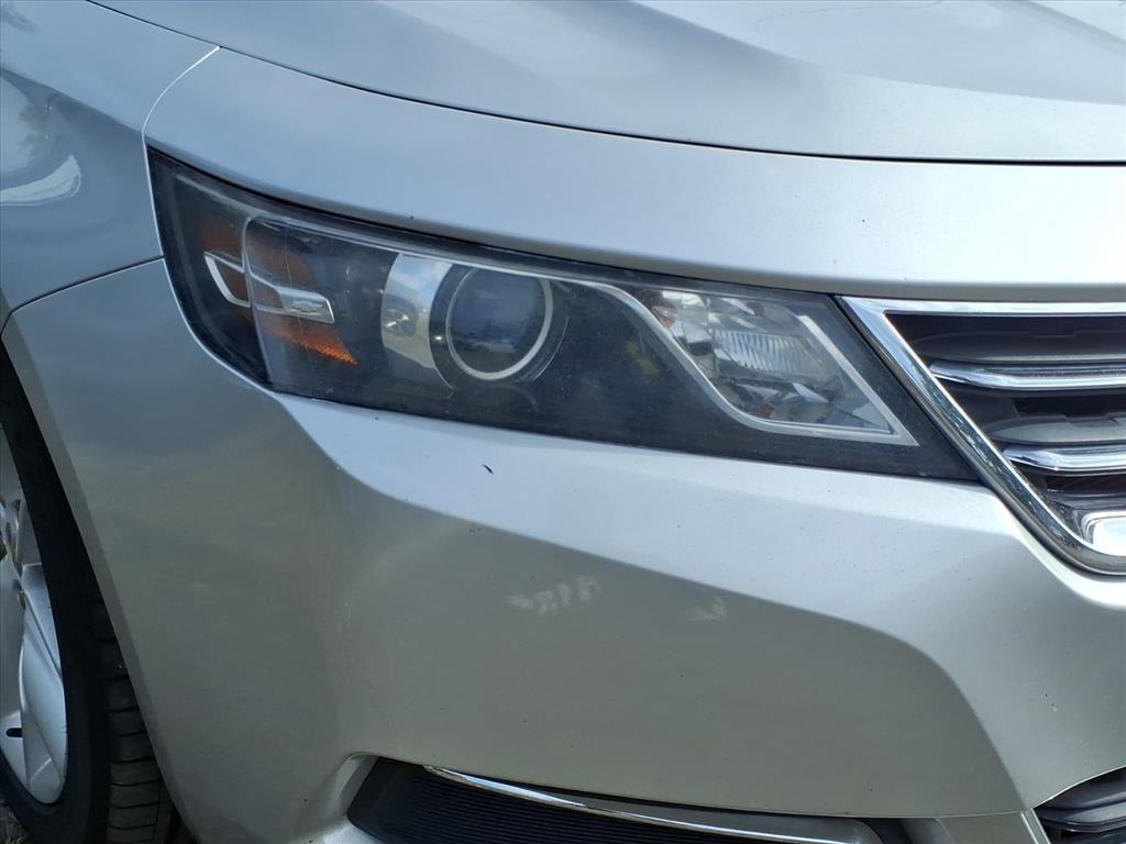 2015 Chevrolet Impala 2LT photo 3