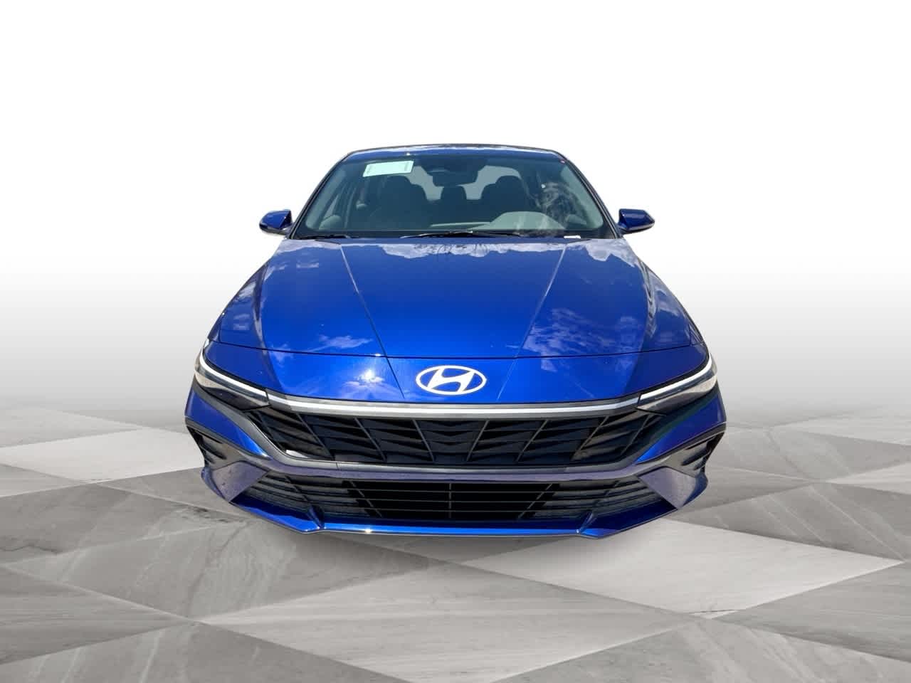 2025 Hyundai Elantra SE photo 3